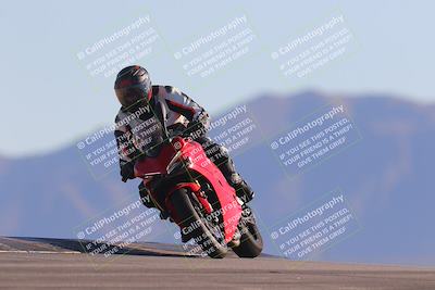 media/Nov-06-2023-Moto Forza (Mon) [[ce023d0744]]/3-Intermediate Group/Session 5 (Turn 9)/